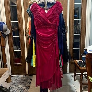 Mariposa dress, fuchsia, size 5/6